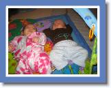 jake & devyn lounging * 2592 x 1944 * (1.41MB)